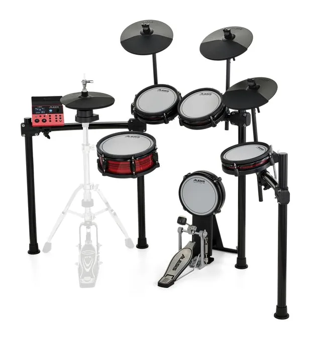 Alesis Nitro Ultimate Drum Kit, di fronte su sfondo neutro
