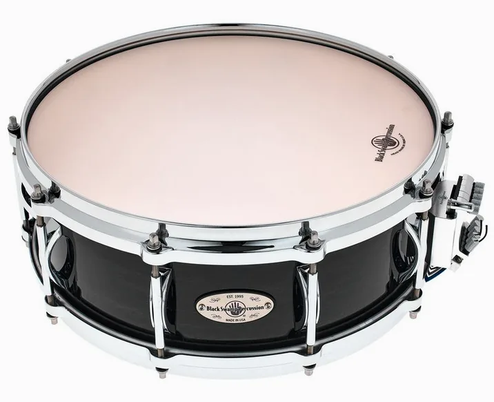 Black Swamp Percussion Multisonic Snare MS514MD-CB, di fronte su sfondo neutro
