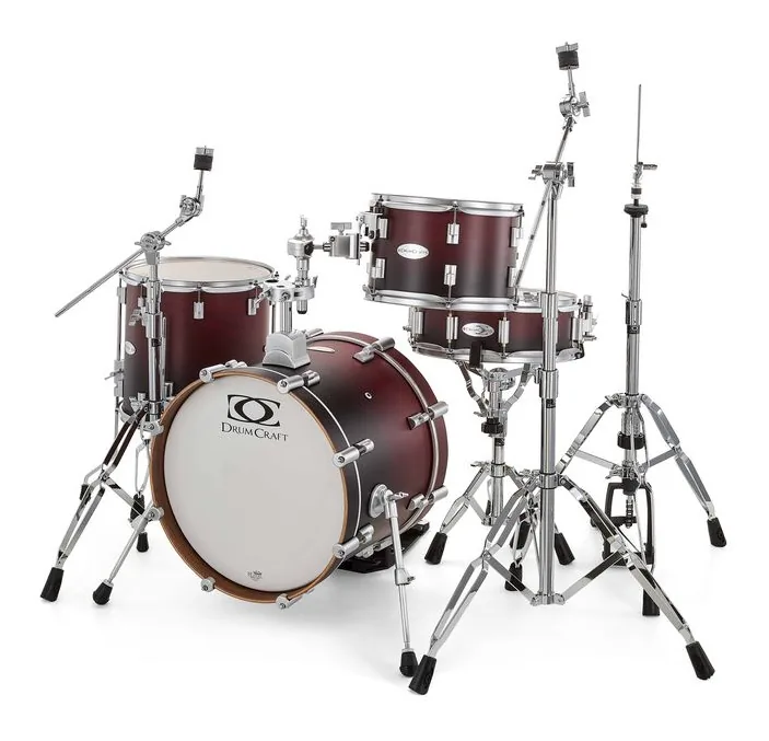 DrumCraft Series 6 Jazz Red Fade, su sfondo neutro