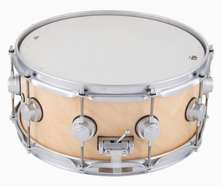 DW 14"x06" Satin Snare Natural SC, vista di tre quarti, photo 3