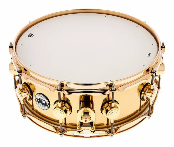 DW 14"x5,5" Brass Snare, su sfondo neutro, photo 3