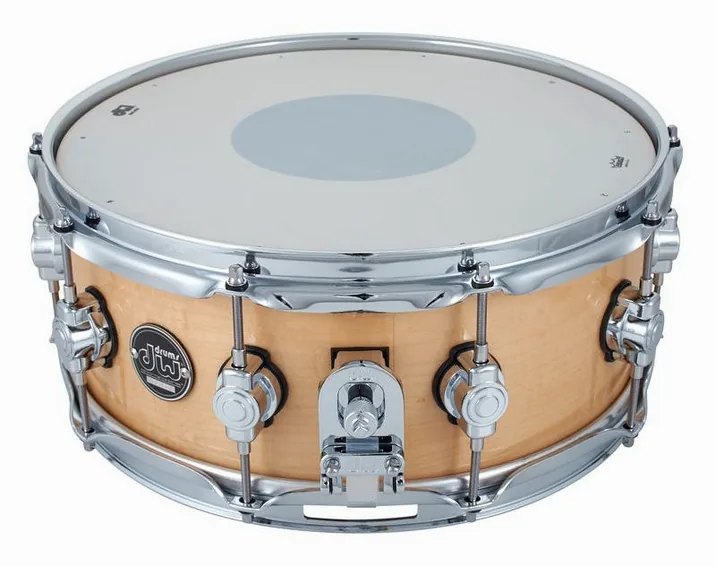 DW 14"x5,5" SN Performance Maple, su sfondo neutro, photo 2