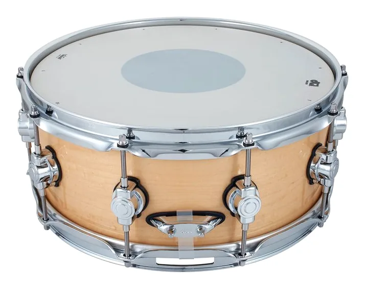 DW 14"x5,5" SN Performance Maple, su sfondo neutro, photo 3