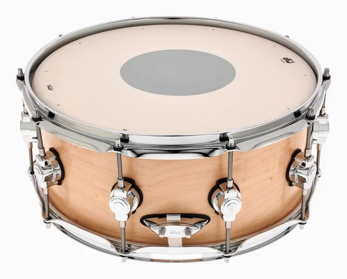 DW 14"x6" Design Satin Nat. Snare, su sfondo neutro, photo 2