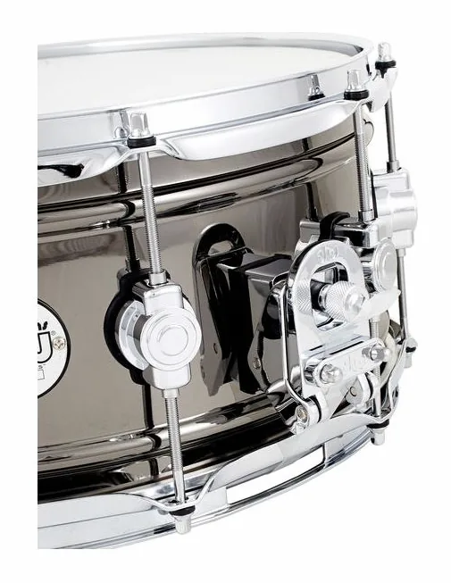 DW 14"x6,5" Design Workhorse SD, vista di tre quarti, photo 4