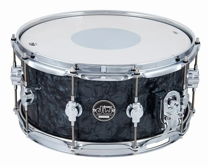 DW 14"x6,5" SN Performance Black, vista frontale
