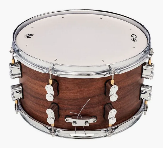 DW PDP 13"x07" Walnut Snare, vista di lato, photo 3