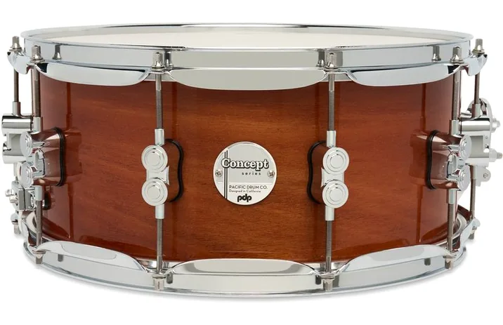 DW PDP 14"x6,5" CM Exotic HM, su sfondo neutro