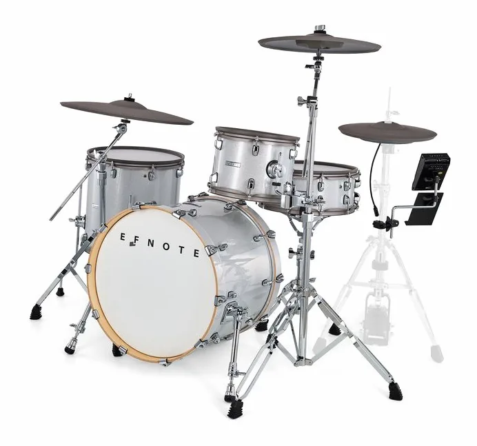 Efnote 7 E-Drum Set, su sfondo neutro