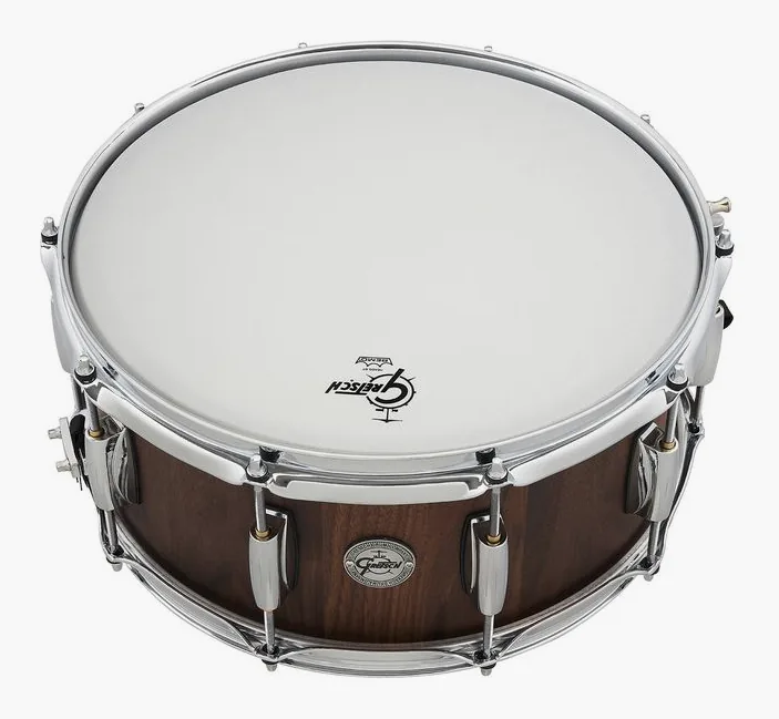 Gretsch Drums 14"x6.5" Full Range Walnut SD, di fronte su sfondo neutro