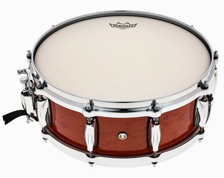Gretsch Drums 14"x5.5" SN Renown Cherry Wood, su sfondo neutro, photo 3