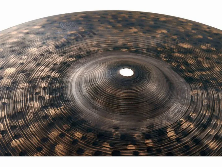 Istanbul Agop 18" Cindy Blackman OM Crash, vista di tre quarti, photo 3