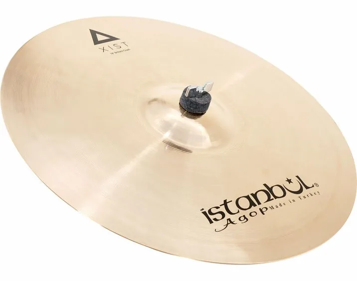 Istanbul Agop 18" Xist Crash Brilliant, su sfondo neutro