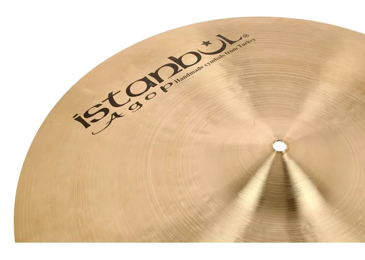 Istanbul Agop 20" Traditional Medium Ride, su sfondo neutro, photo 4
