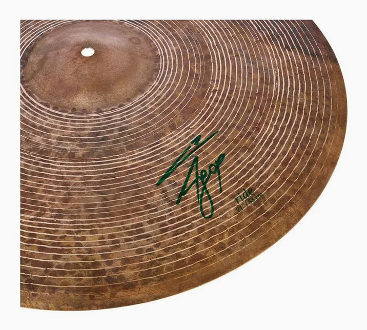 Istanbul Agop 21" Agop Signature Ride, su sfondo neutro, photo 4