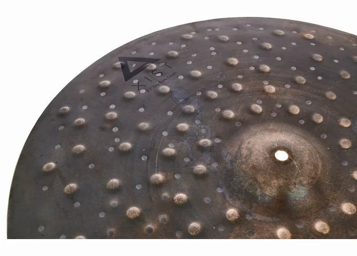 Istanbul Agop 22" Xist Dry Dark Crash, su sfondo neutro, photo 3