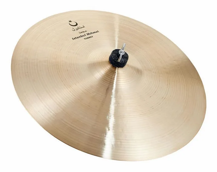 Istanbul Mehmet 16" Nostalgia Crash, di fronte su sfondo neutro