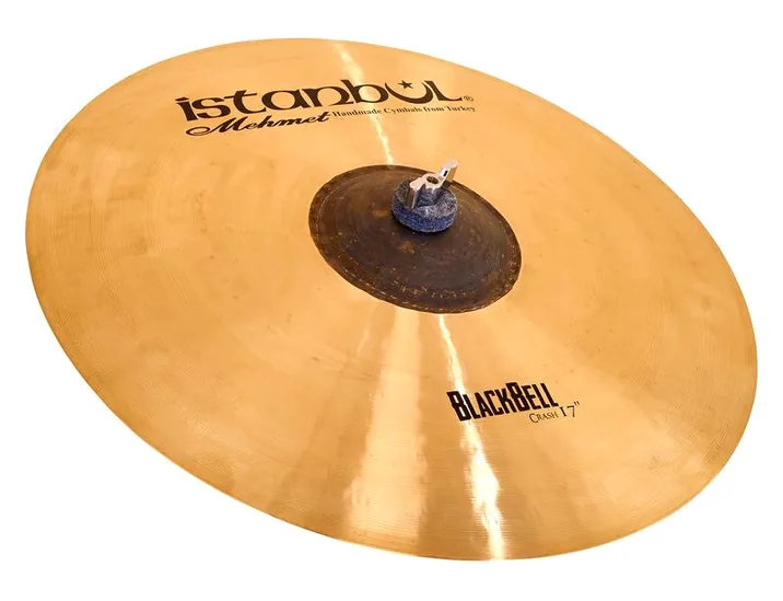 Istanbul Mehmet 17" Black Bell Crash, di fronte su sfondo neutro