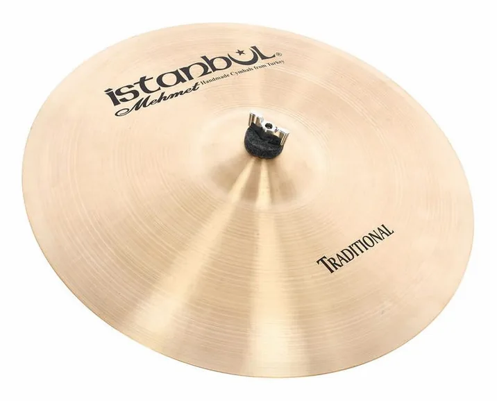 Istanbul Mehmet 17" Paper Thin Crash Tradit., su sfondo neutro