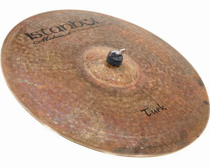 Istanbul Mehmet 20" Medium Ride Turk Series, su sfondo neutro