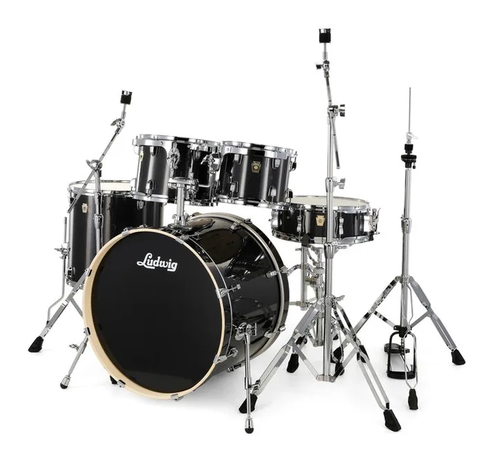 Ludwig Evolution 22" Moon Dust, su sfondo neutro