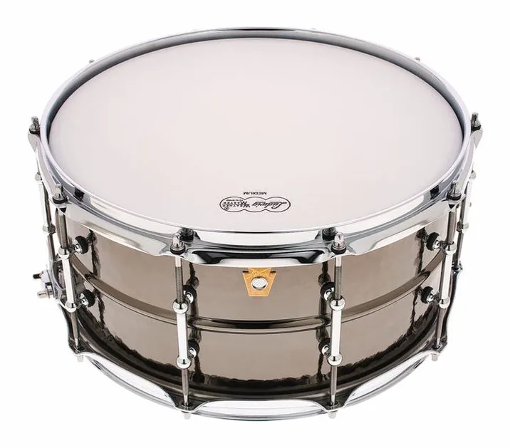 Ludwig LB417KT 14"x6,5" Black Beauty, su sfondo neutro