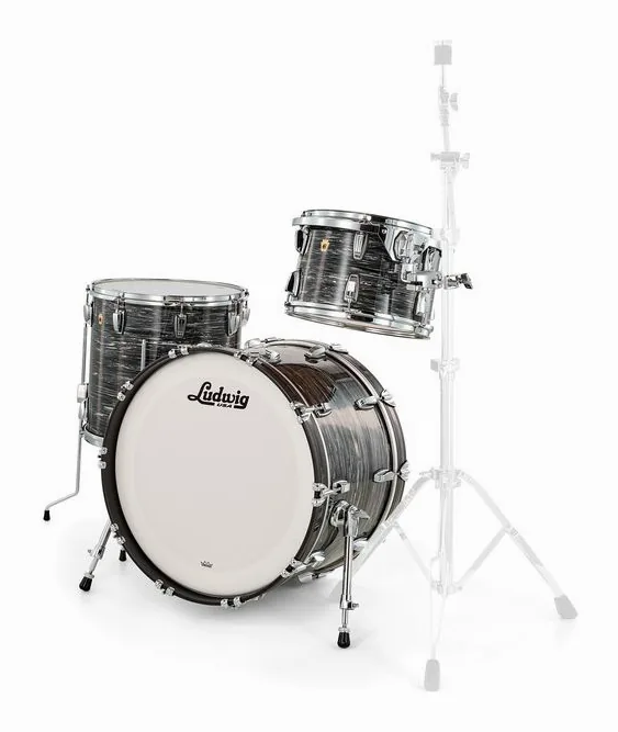 Ludwig Legacy Maple Fab Black Oyster, di fronte su sfondo neutro
