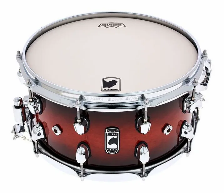 Mapex 14"x07" Solidus Snare, su sfondo neutro
