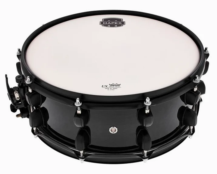Mapex 14"x5,5" MPX Hybrid Snare BMB, vista di tre quarti, photo 4