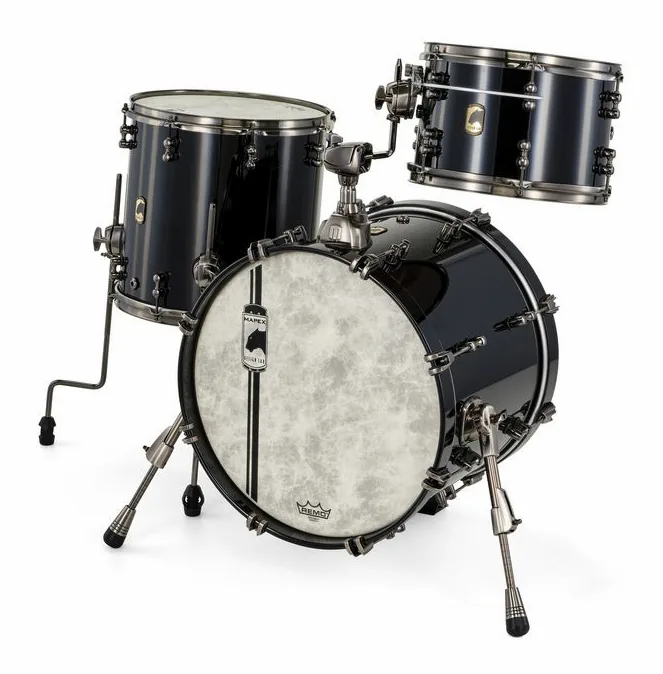 Mapex Black Panther Cherry Bomb - PB, su sfondo neutro