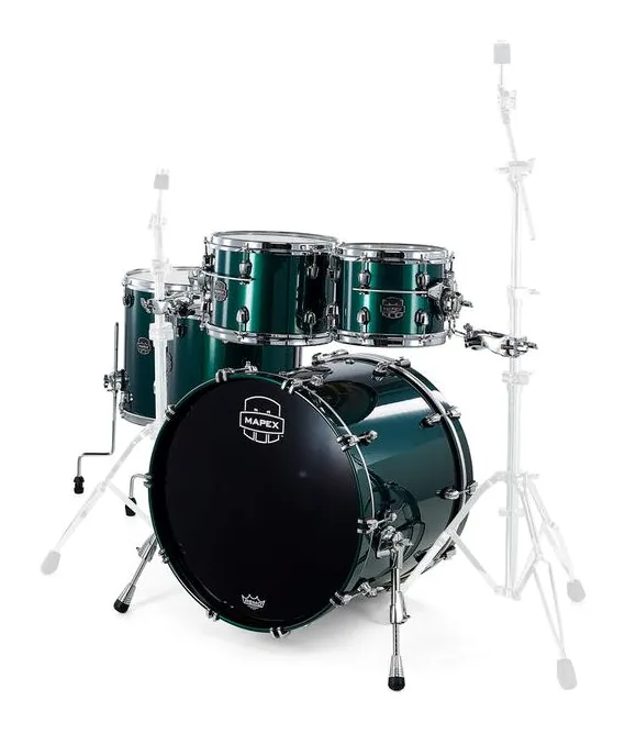 Mapex Saturn Evolution Maple -PQ, su sfondo neutro