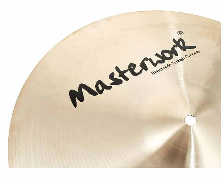 Masterwork 16" Custom Crash, su sfondo neutro, photo 3