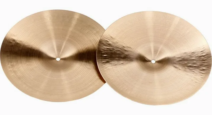 Meinl 14" Byzance Trad. Thin Hi-Hat, su sfondo neutro, photo 2