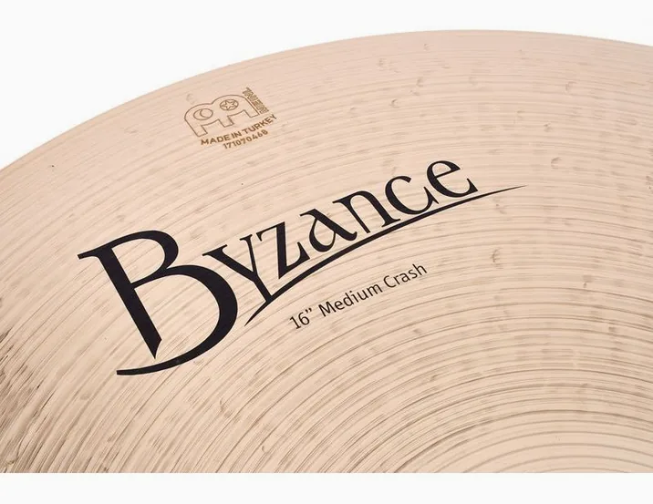 Meinl 16"Byzance Medium Crash Brill., vista di tre quarti, photo 4