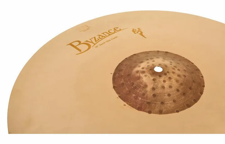 Meinl 18" Byzance Sand Thin Crash, vista di tre quarti, photo 3