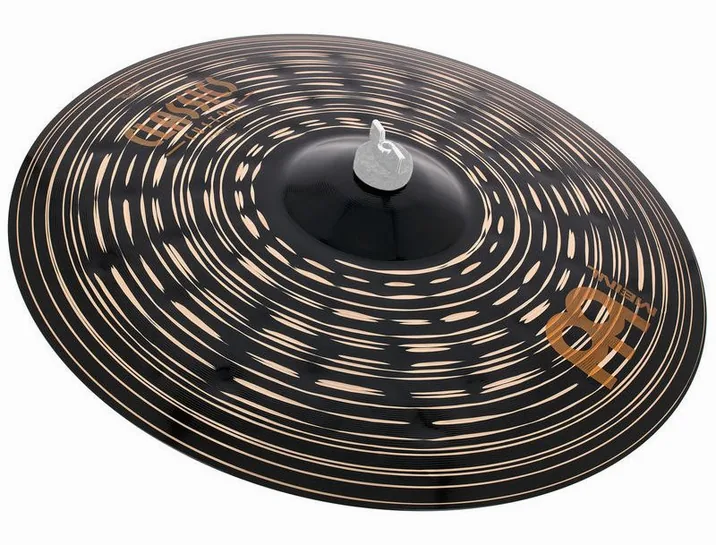 Meinl 18" Class. Cust. Dark Heavy CR, su sfondo neutro