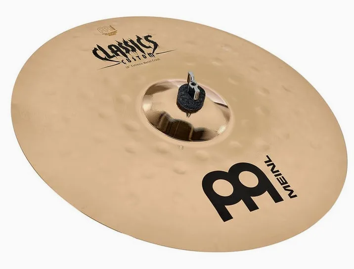Meinl 18" Classics Extreme Crash, di fronte su sfondo neutro