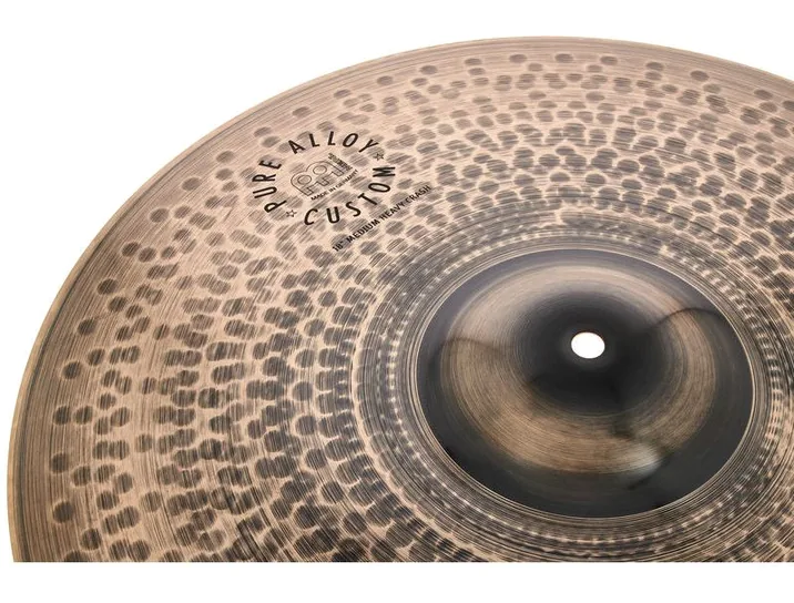 Meinl 18" Pure Alloy Cust. M-H Crash, su sfondo neutro, photo 4
