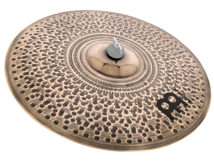 Meinl 18" Pure Alloy Custom Crash, di fronte su sfondo neutro