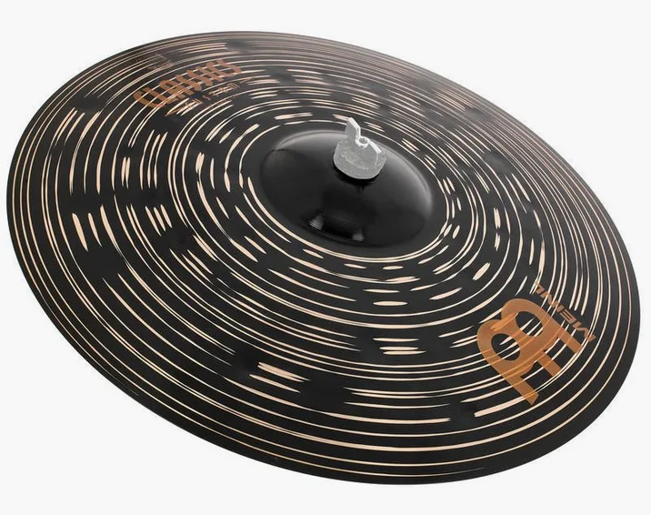 Meinl 19" Classics Custom Dark Crash, su sfondo neutro