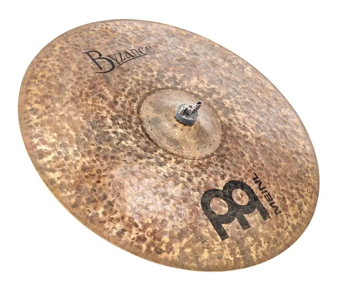 Meinl 20" Byzance Dark B. Apple Ride, su sfondo neutro