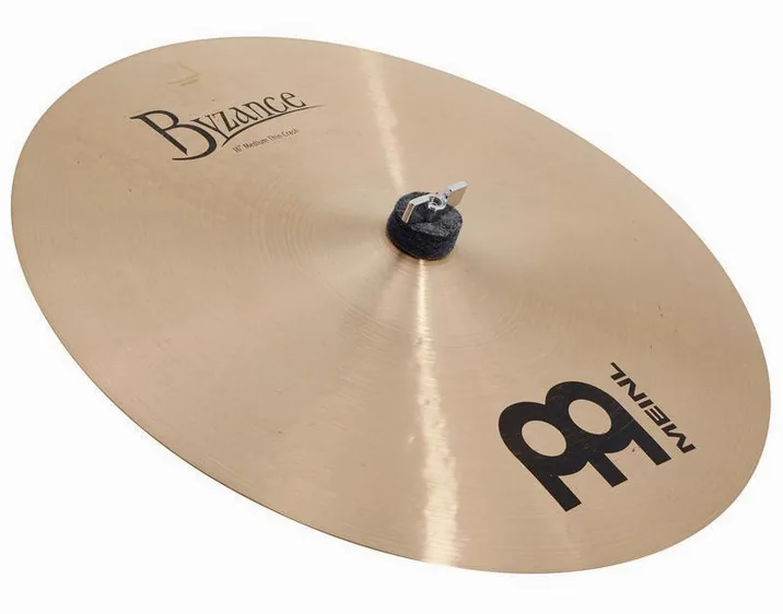Meinl 16" Byzance Medium Thin Crash, di fronte su sfondo neutro