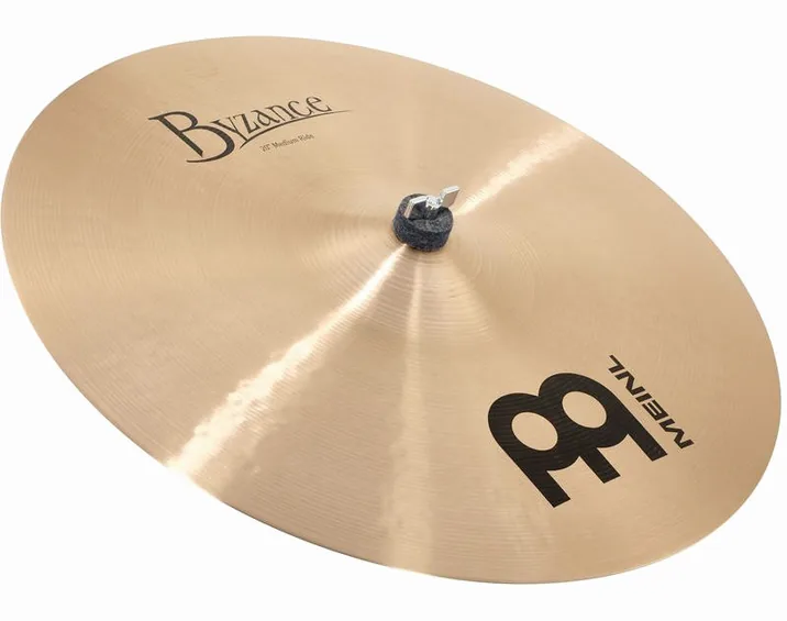 Meinl 20" Byzance Medium Ride, su sfondo neutro