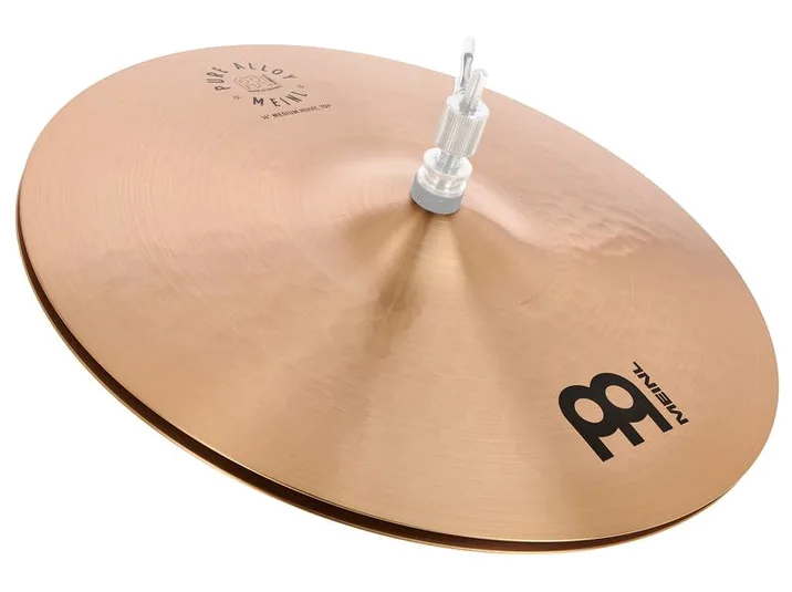 Meinl Pure Alloy 14" Medium Hi-Hat, su sfondo neutro