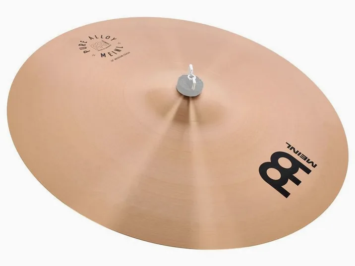 Meinl Pure Alloy 19" Medium Crash, su sfondo neutro