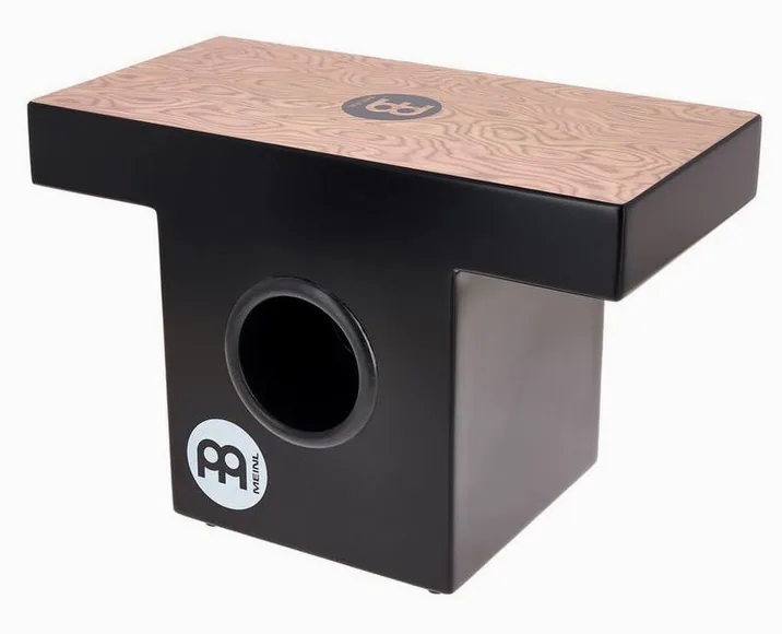 Meinl TOPCAJ1MB Slap-Top Cajon, su sfondo neutro