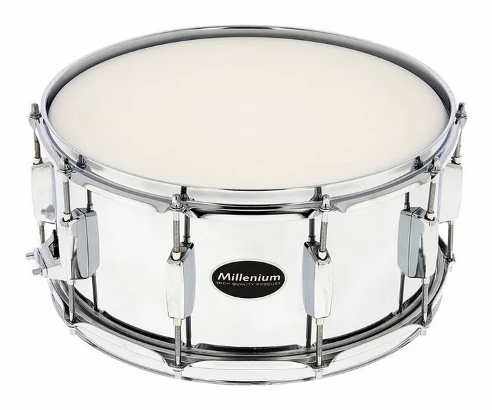 Millenium 14"x6,5" Power Steel Snare, di fronte su sfondo neutro