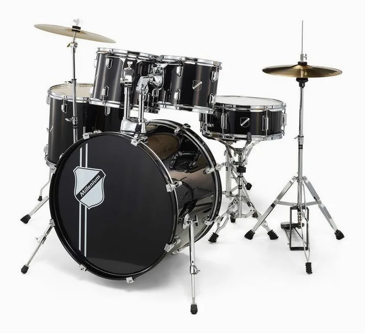 Millenium Focus 20 Drum Set Black, di fronte su sfondo neutro