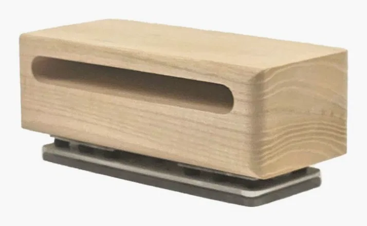 NGL Percussion Woodblock Ash 18cm, di fronte su sfondo neutro