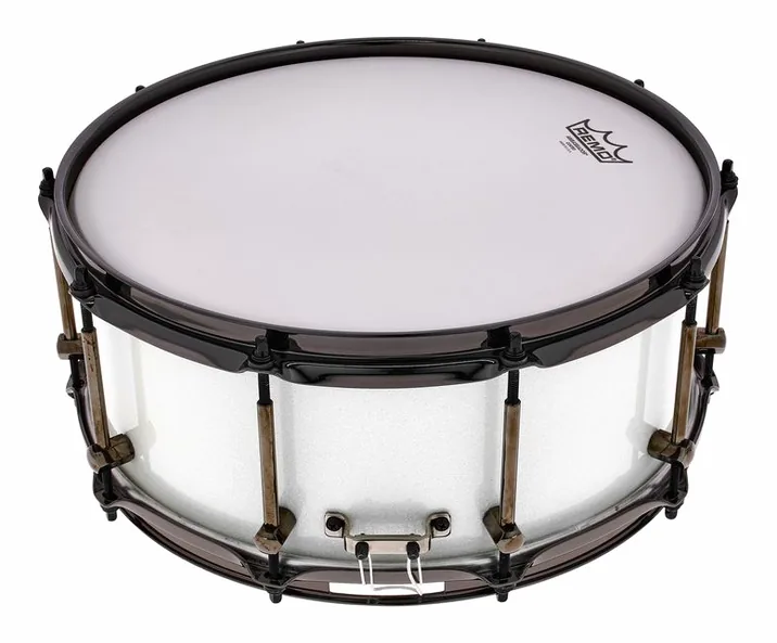 Noble & Cooley 14"x06" Classic Walnut White, su sfondo neutro, photo 3